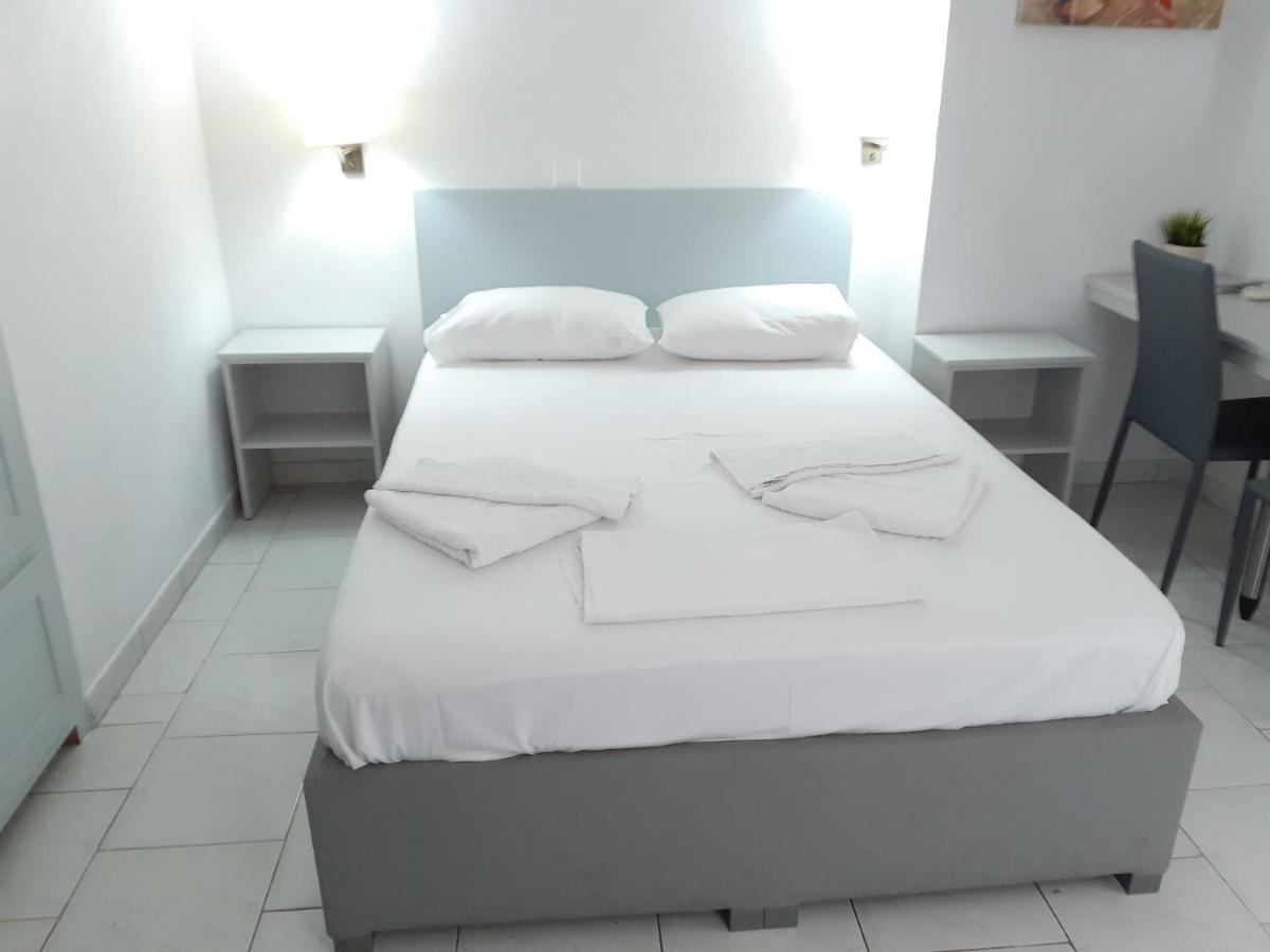 Diana Rooms Chania  Exterior photo
